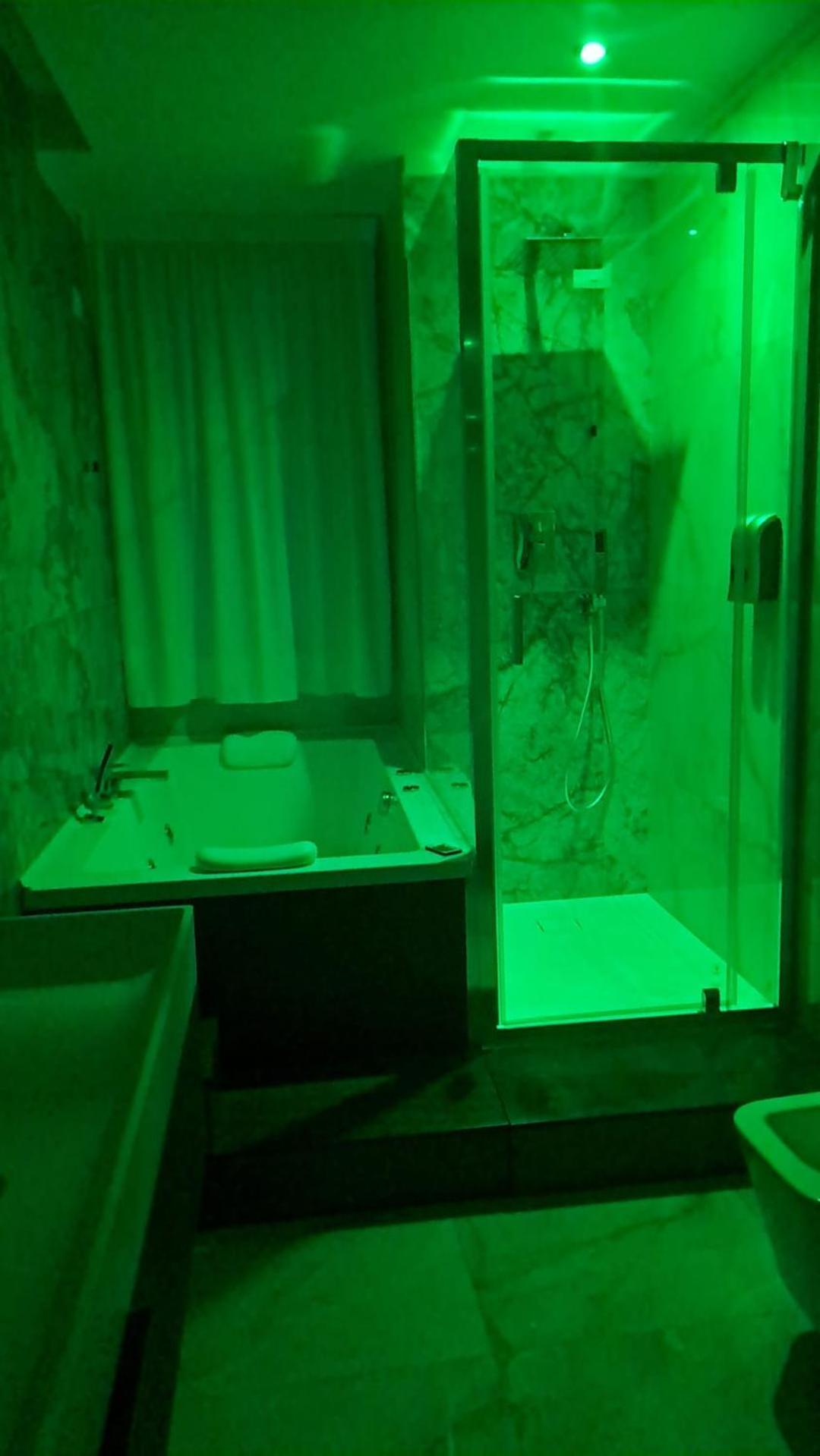 Le Stanze Di Venere Hotel Наполи Екстериор снимка
