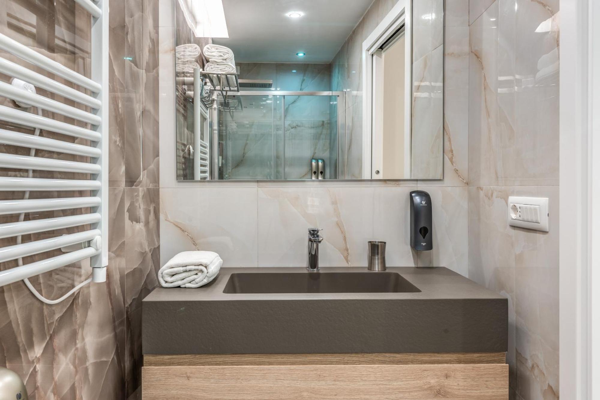 Le Stanze Di Venere Hotel Наполи Екстериор снимка