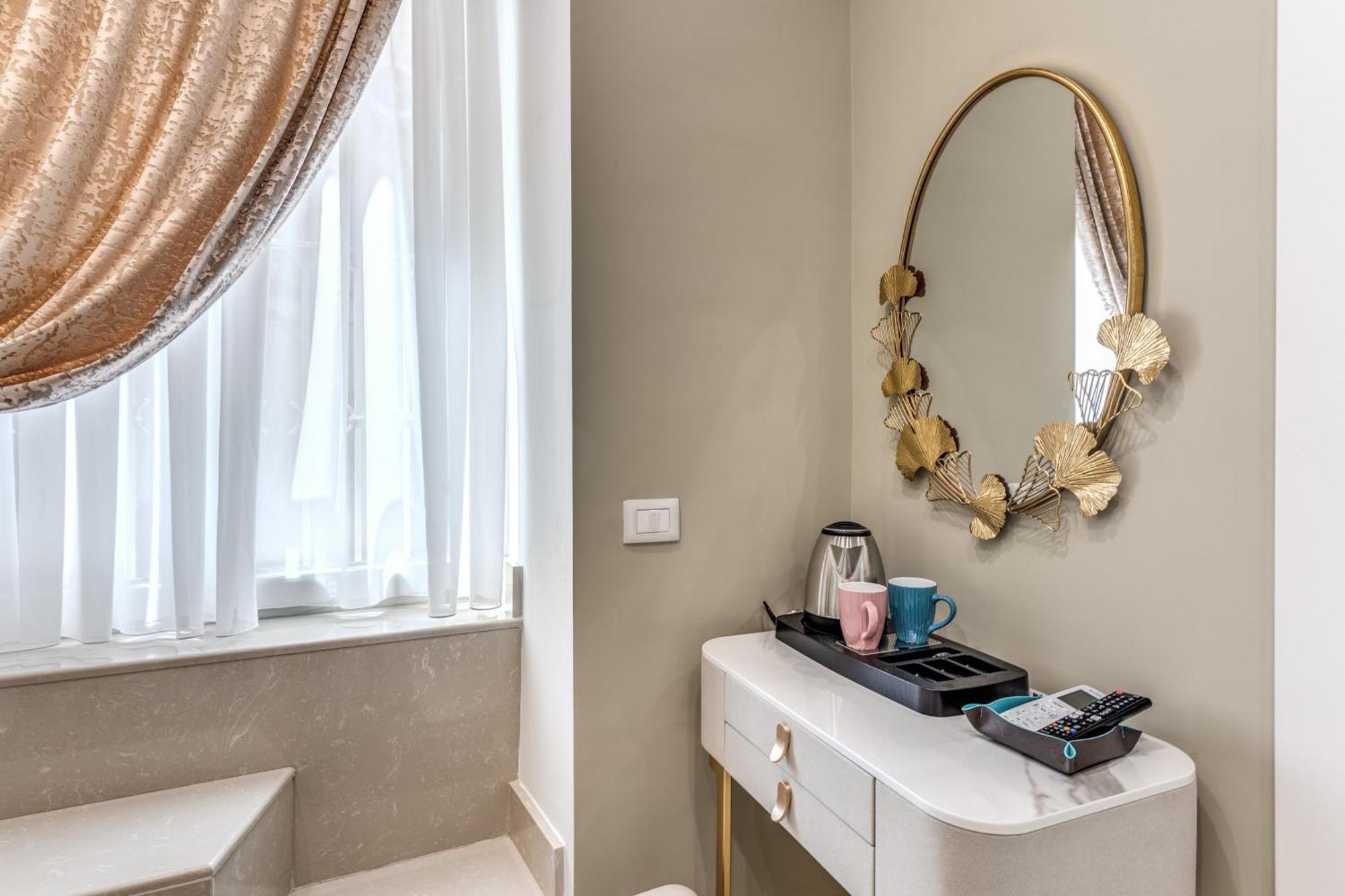 Le Stanze Di Venere Hotel Наполи Екстериор снимка